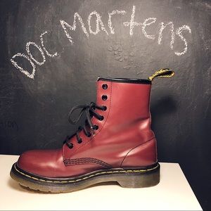 Dr. Martens 1460 Smooth Boots